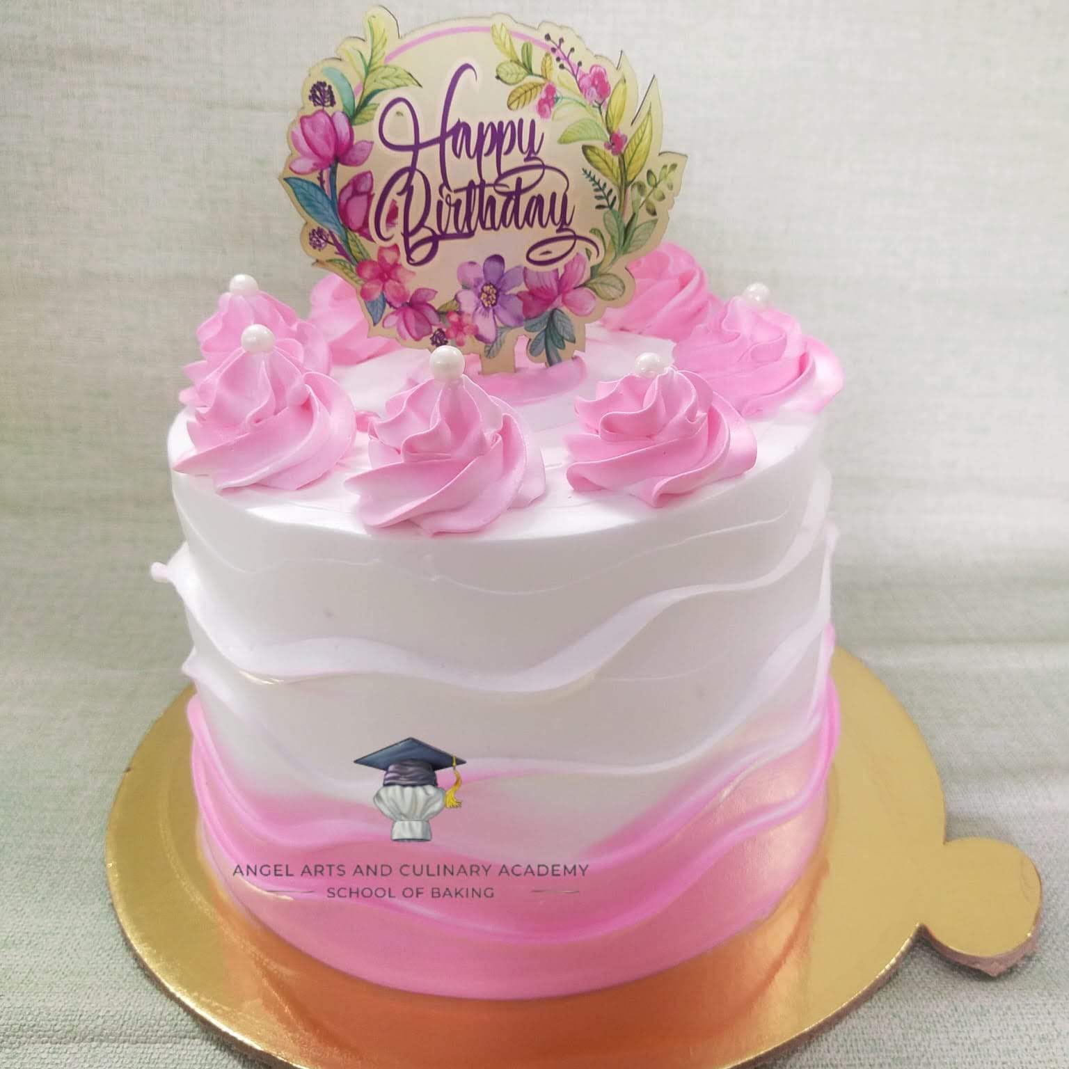 Cake baking and frosting level 3